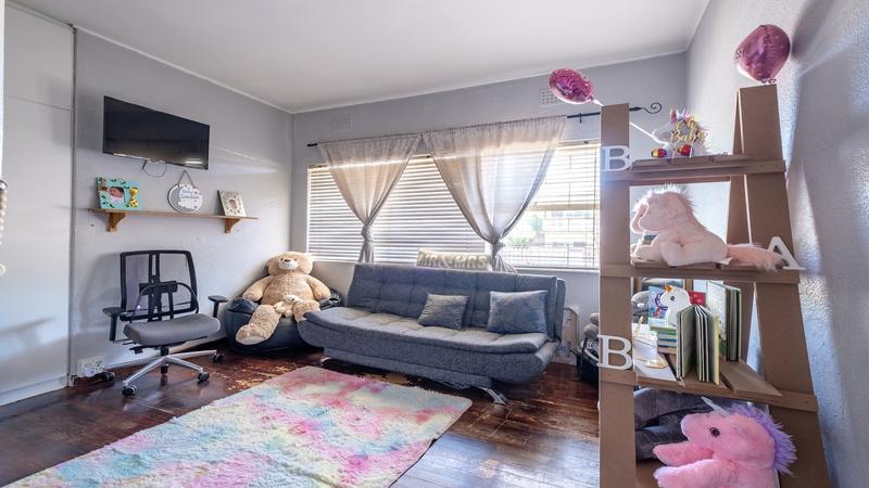 5 Bedroom Property for Sale in Parow North Western Cape